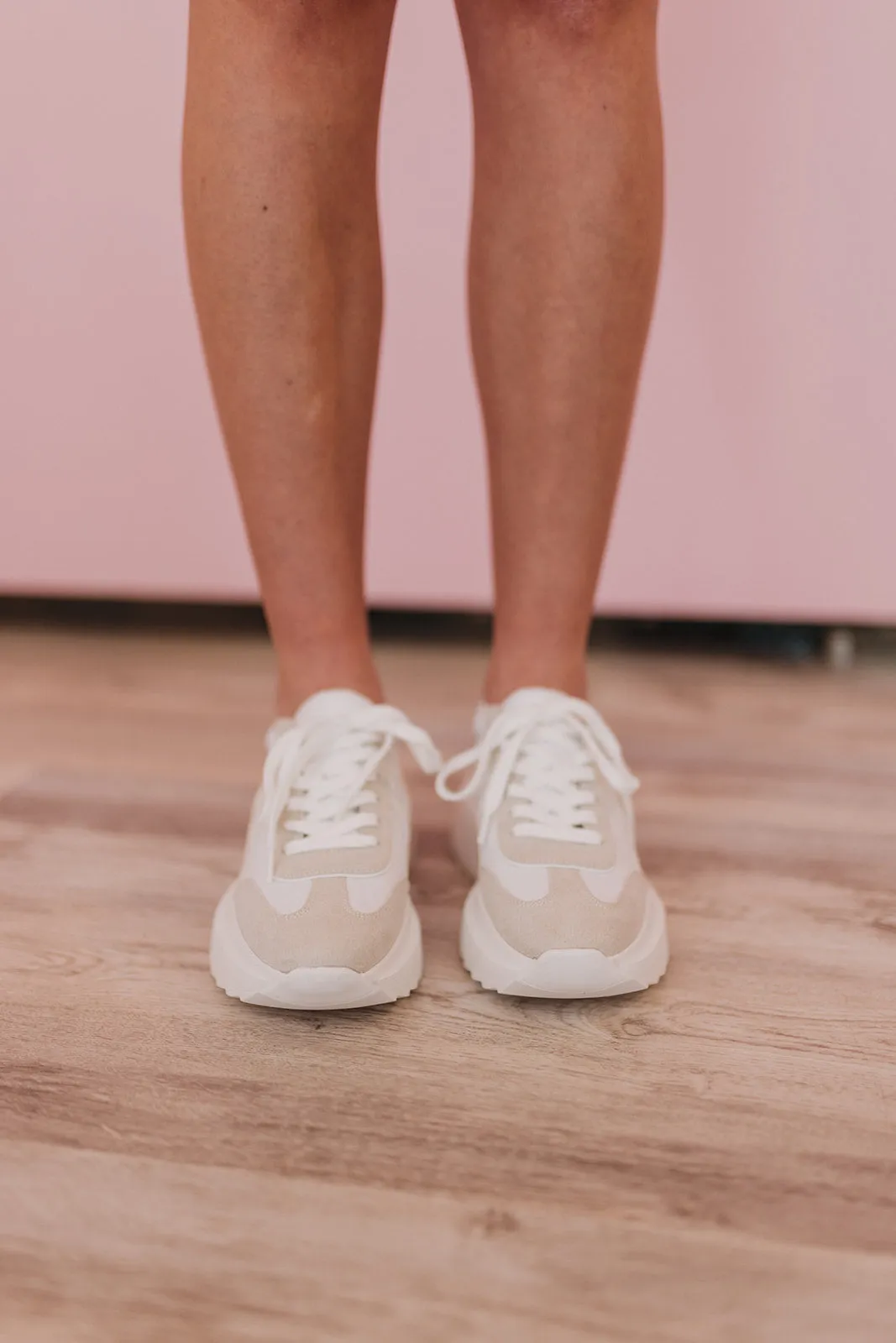 Amica White Sneaker