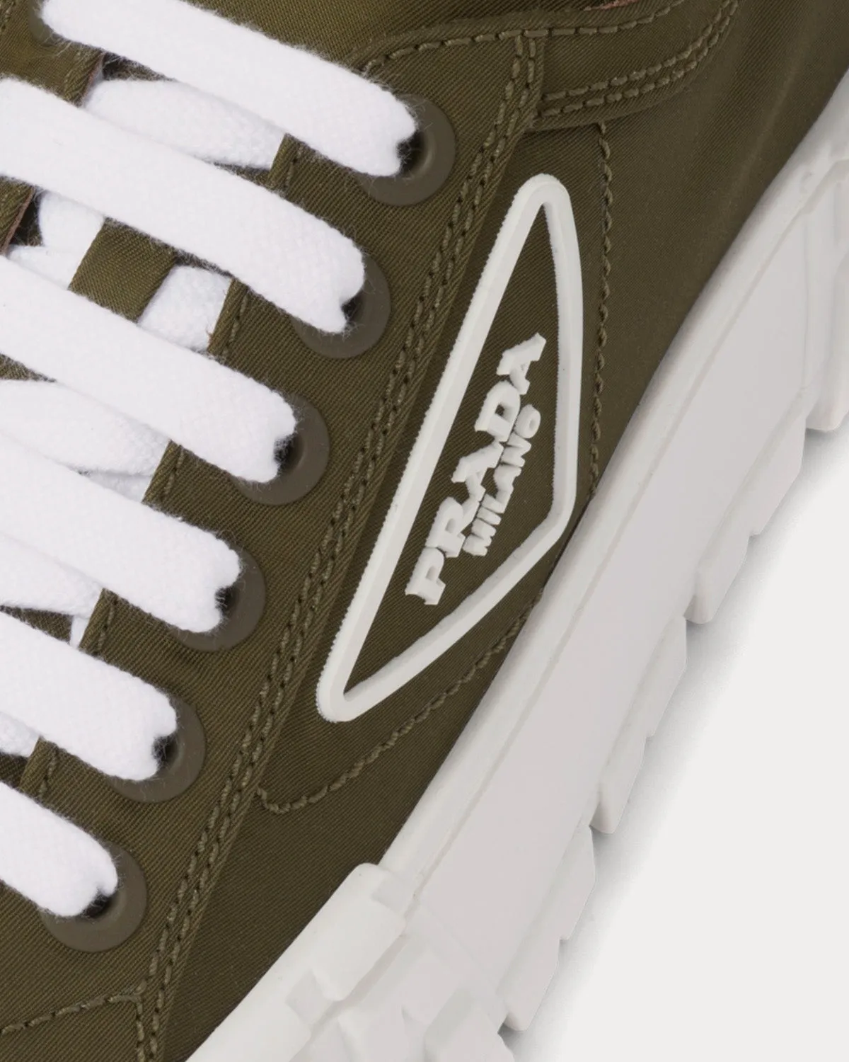 Double Wheel Nylon Gabardine Military Green Low Top Sneakers