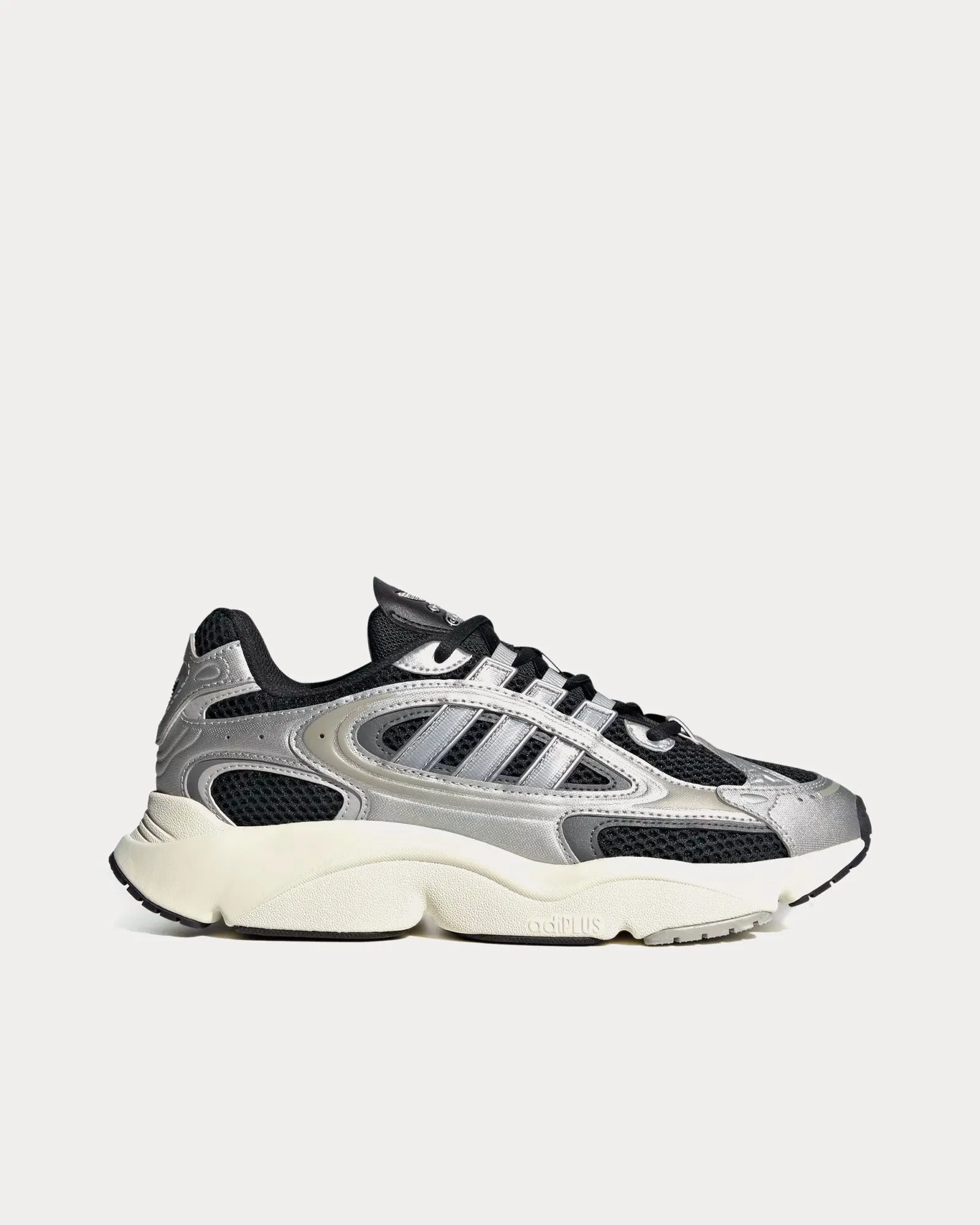 Ozmillen Core Black / Grey Five / Grey Two Low Top Sneakers