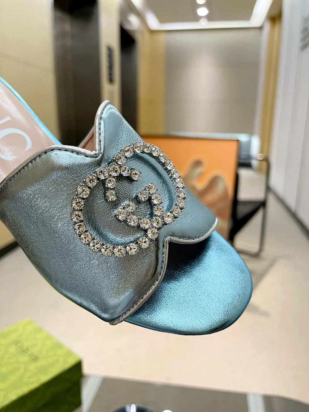 SE1007 GG Slides / Size4-11
