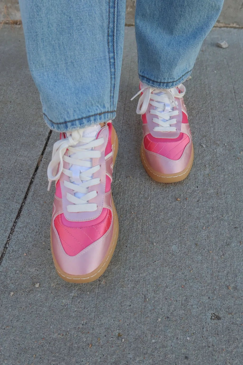 Vesta Multi Pink Sneakers
