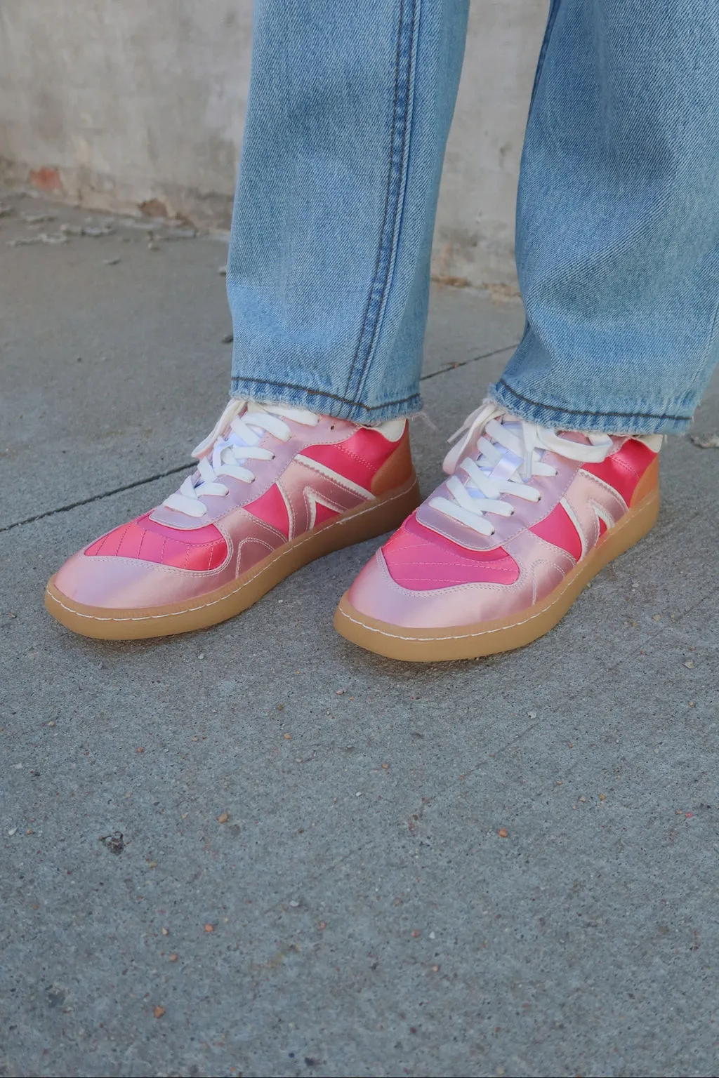 Vesta Multi Pink Sneakers